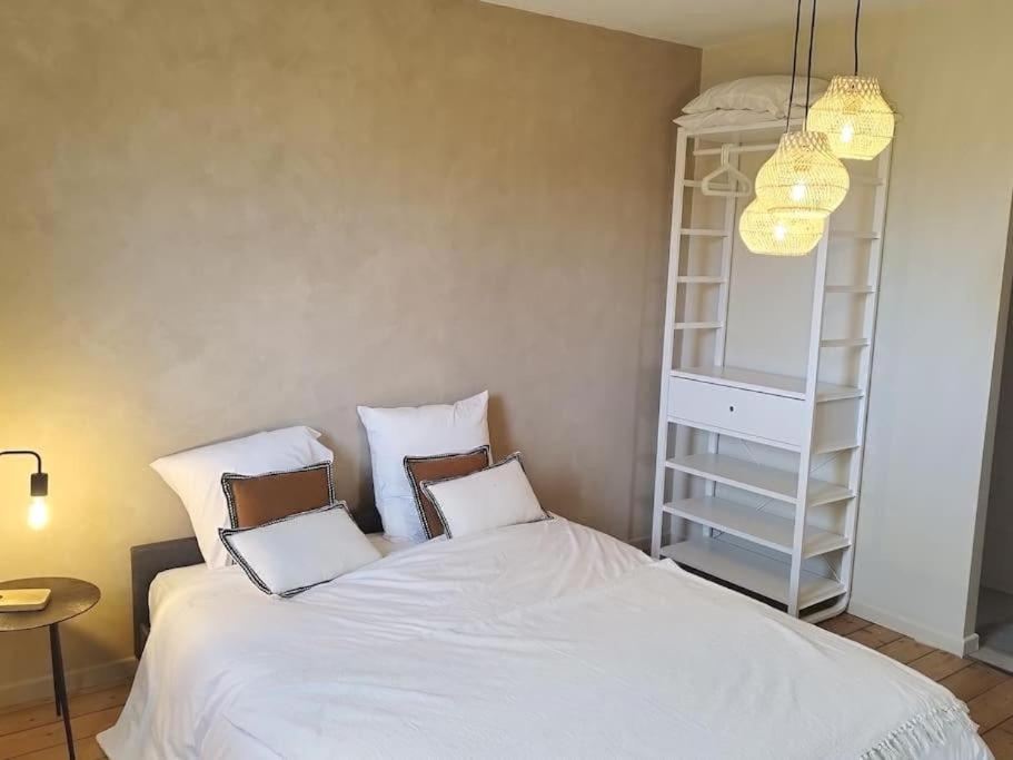 Au Pied Du Mur Huy Extérieur photo